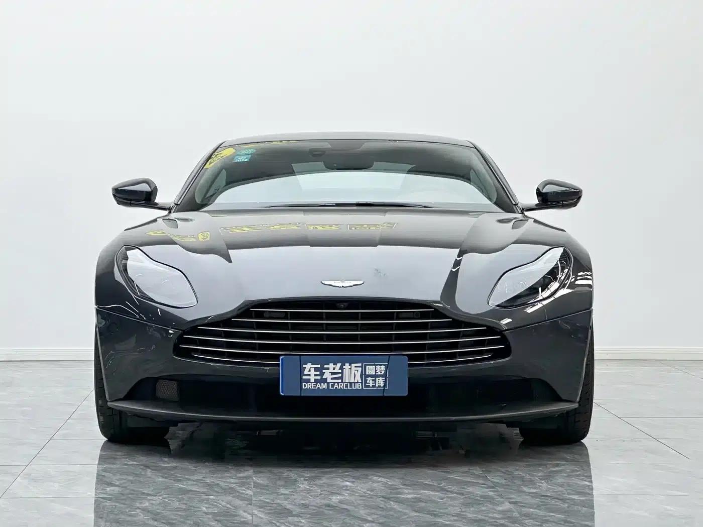 Aston Martin DB11 2019 4.0T V8 Coupe — миниатюра 2