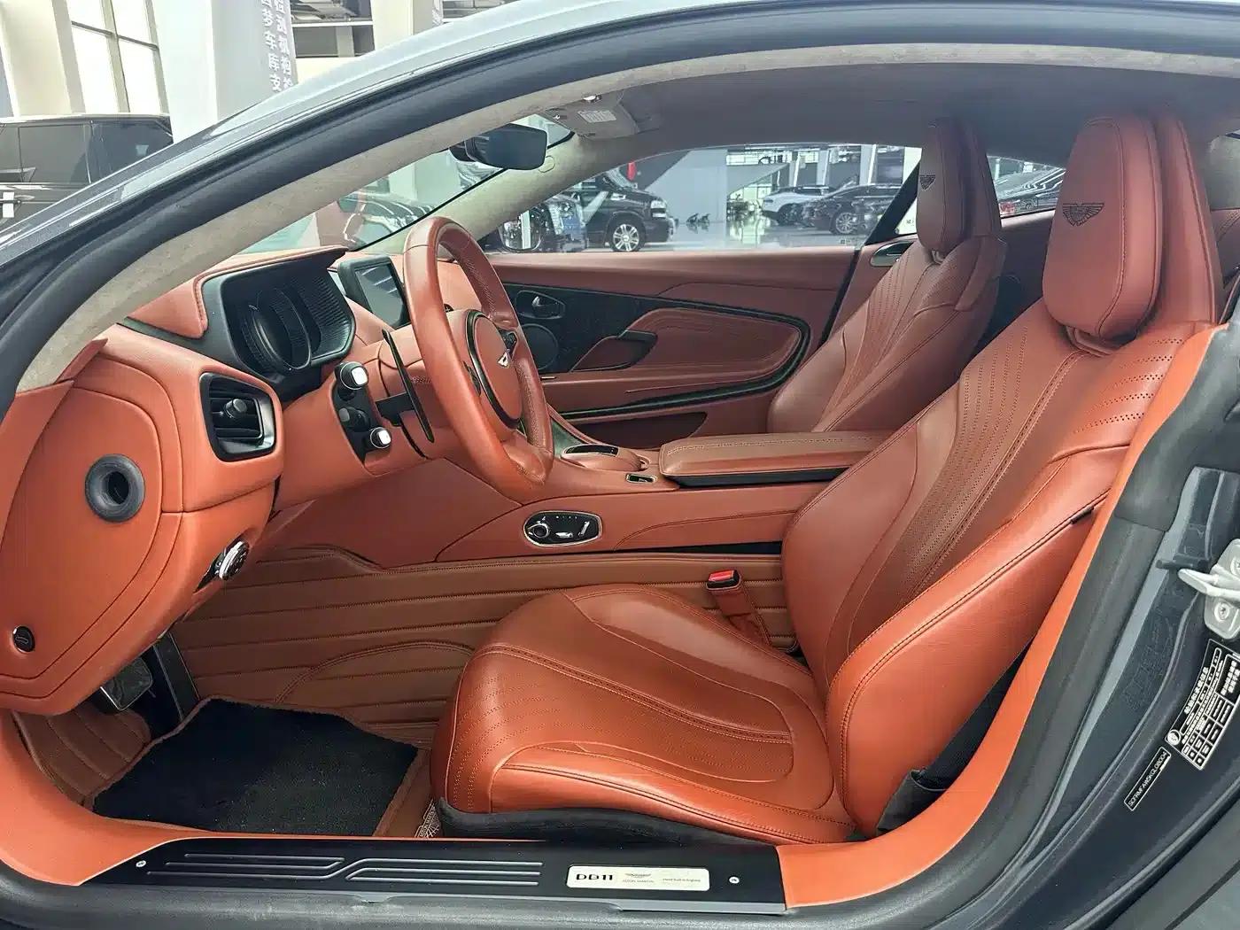 Aston Martin DB11 2019 4.0T V8 Coupe — миниатюра 20