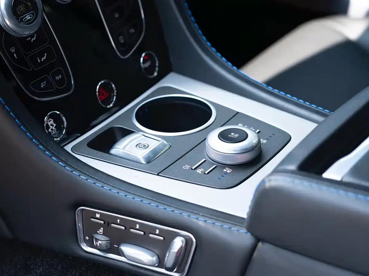 2016 Rapide 6.0L S — миниатюра 14