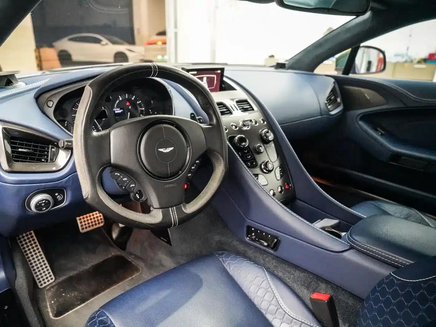 2013 Vanquish 6.0L Standard Model — миниатюра 7