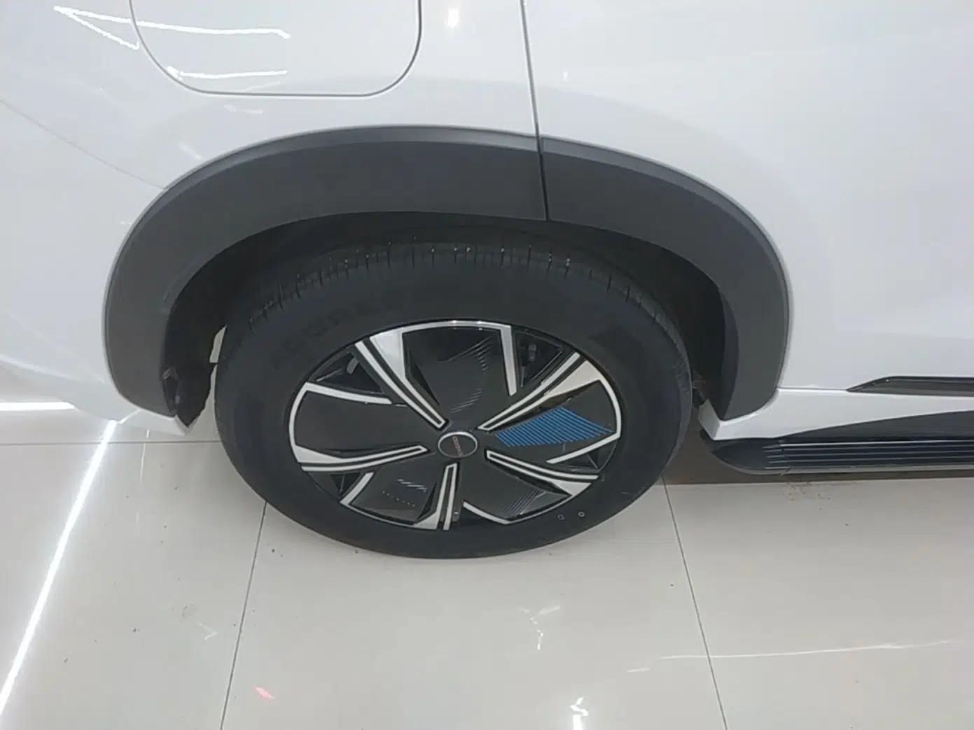EXEED Zhuifeng C-DM 2023 1.5 TCI-DHT 80KM Yu Feng Xing Edition — миниатюра 11