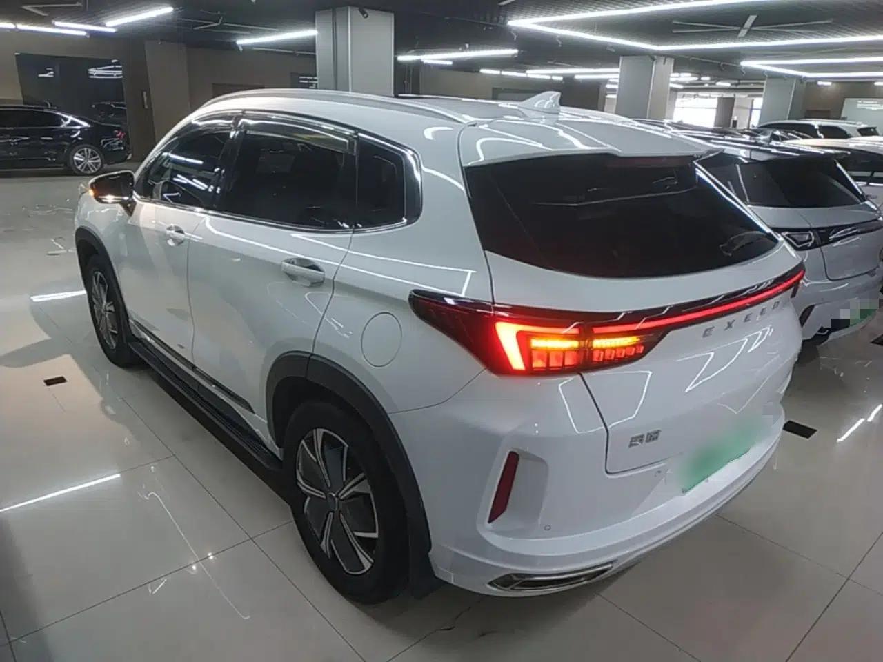 EXEED Zhuifeng C-DM 2023 1.5 TCI-DHT 80KM Yu Feng Xing Edition — миниатюра 4