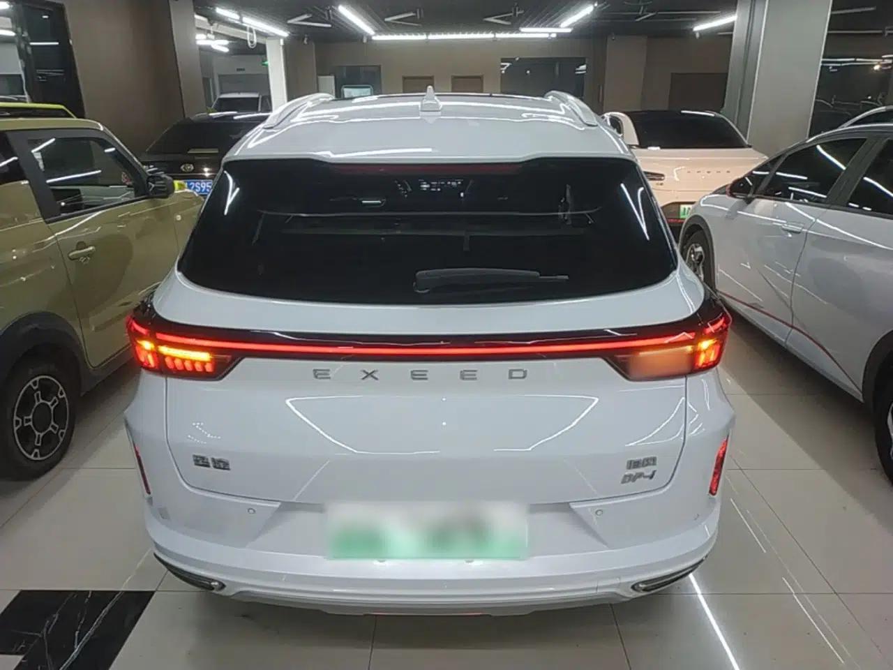 EXEED Zhuifeng C-DM 2023 1.5 TCI-DHT 80KM Yu Feng Xing Edition — миниатюра 5