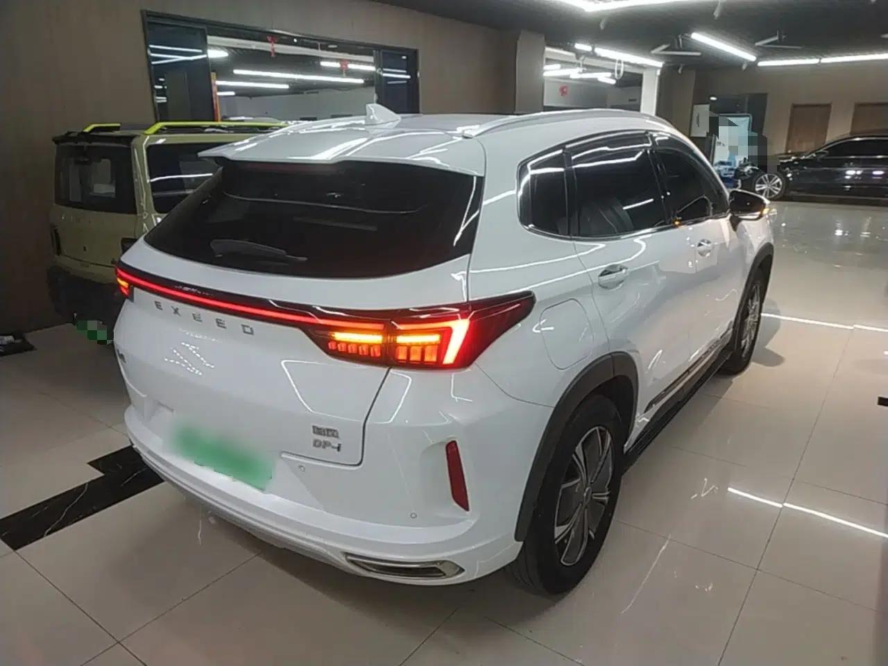 EXEED Zhuifeng C-DM 2023 1.5 TCI-DHT 80KM Yu Feng Xing Edition — миниатюра 6