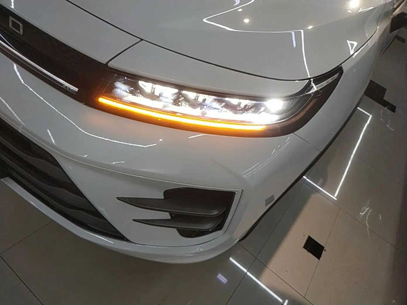 EXEED Zhuifeng C-DM 2023 1.5 TCI-DHT 80KM Yu Feng Xing Edition — миниатюра 8