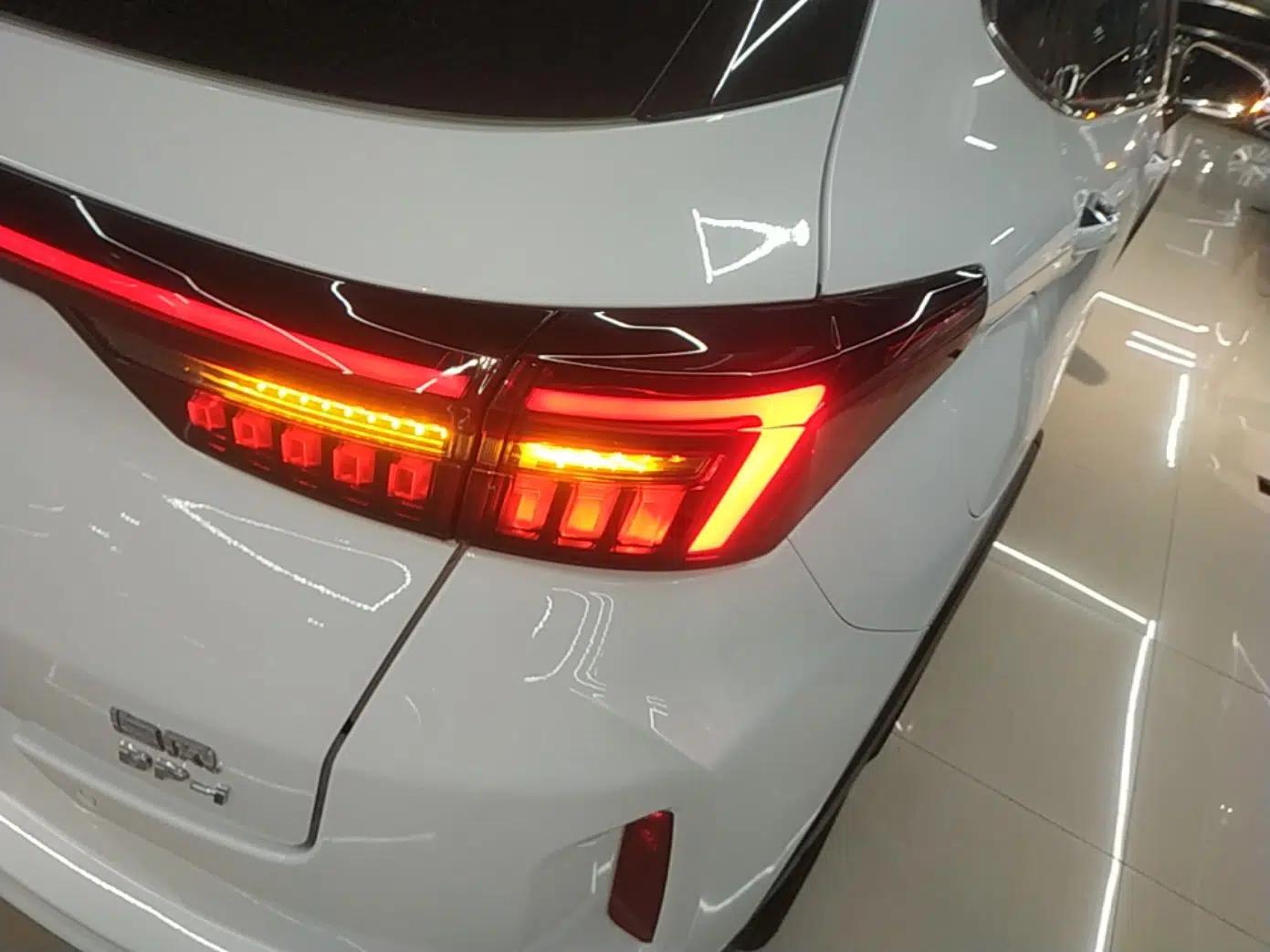 EXEED Zhuifeng C-DM 2023 1.5 TCI-DHT 80KM Yu Feng Xing Edition — миниатюра 9