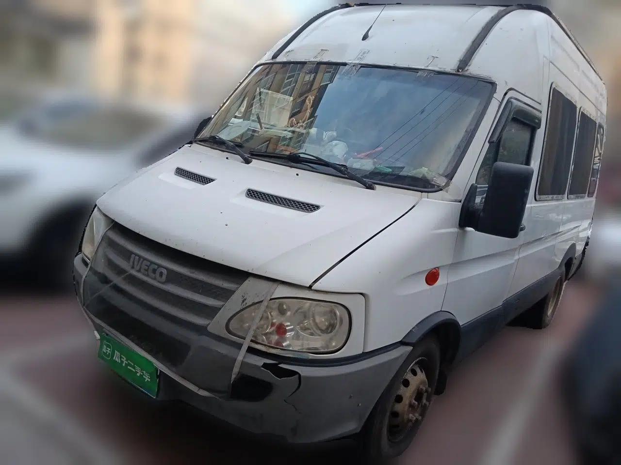 Iveco Power Daily BaoDi, 6 seats, 2.8-liter displacement — миниатюра 1