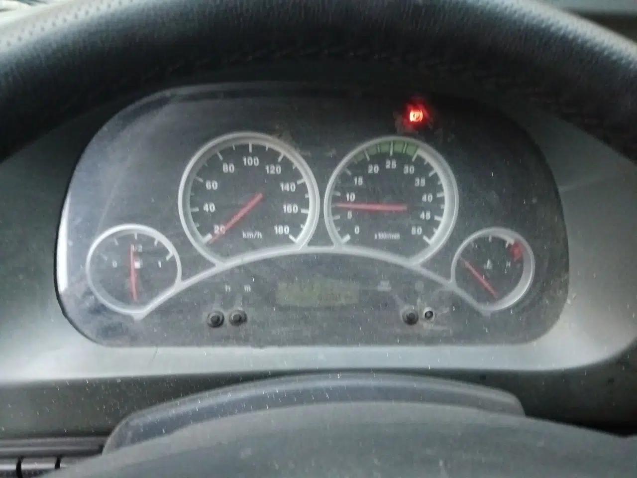 Iveco Power Daily BaoDi, 6 seats, 2.8-liter displacement — миниатюра 11