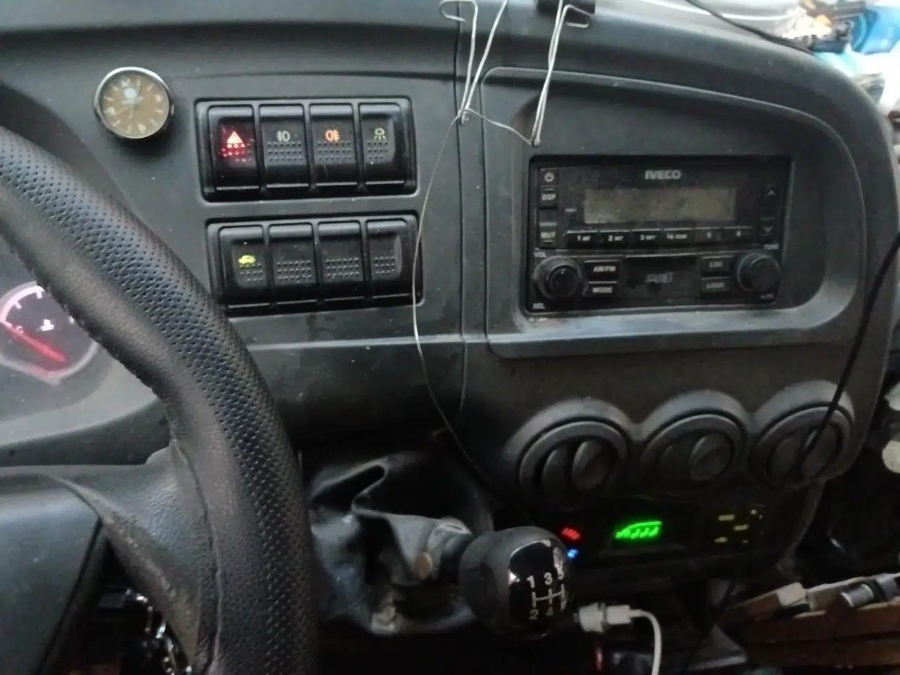 Iveco Power Daily BaoDi, 6 seats, 2.8-liter displacement — миниатюра 13