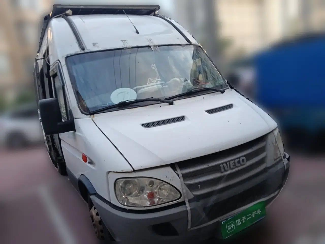Iveco Power Daily BaoDi, 6 seats, 2.8-liter displacement — миниатюра 3