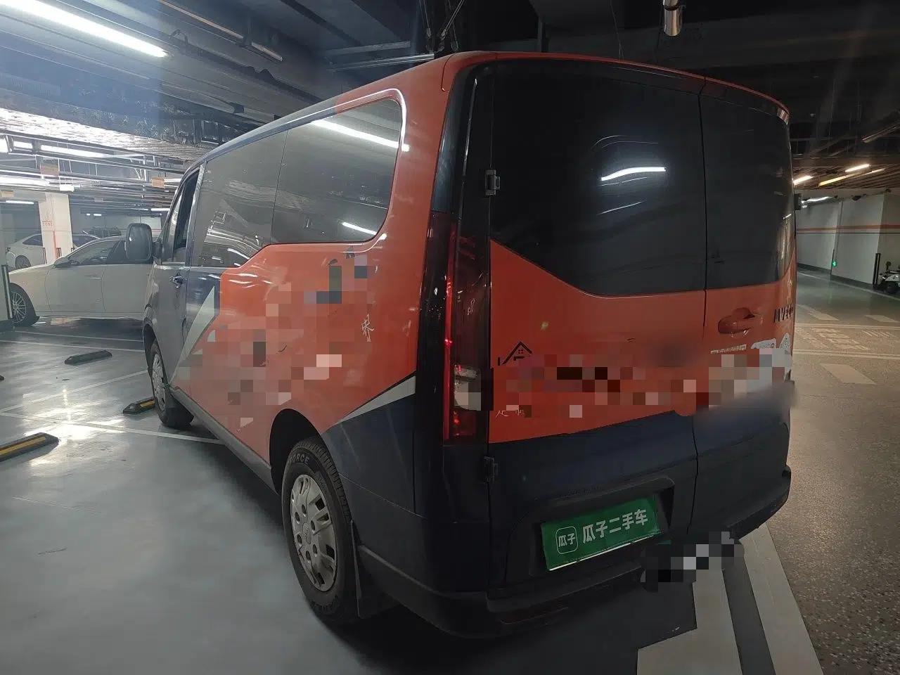 Iveco Fidato 2023 C30 Passenger Van 2.0T 93kW Manual Transmission Xingtu Edition Low Roof — миниатюра 4