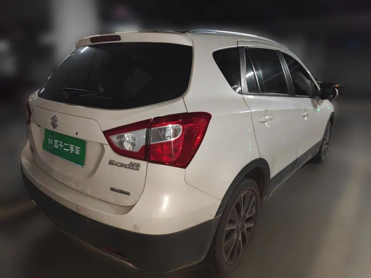 Suzuki S-Cross 2014 1.6L CVT Four-Wheel Drive Luxury Version — миниатюра 6