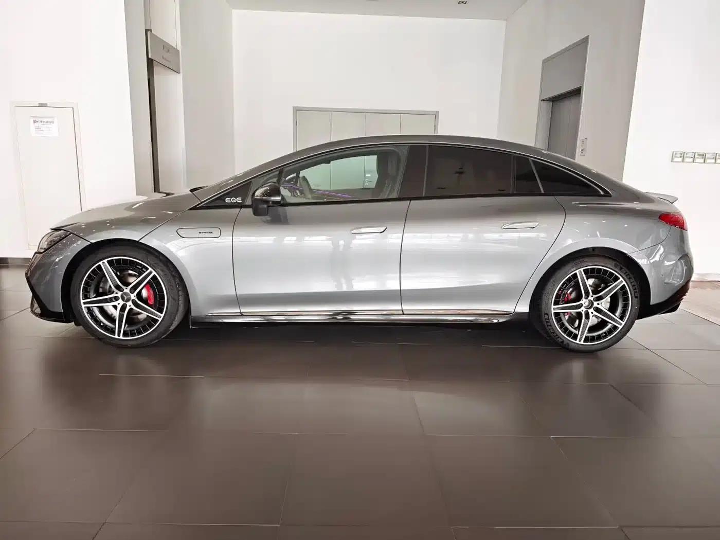 2023 Mercedes-Benz EQE AMG 53 4MATIC+ — миниатюра 8