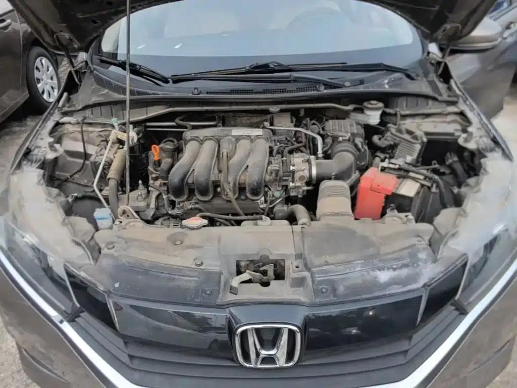 2016 Honda Greiz 1.5L CVT Classic Edition — миниатюра 20