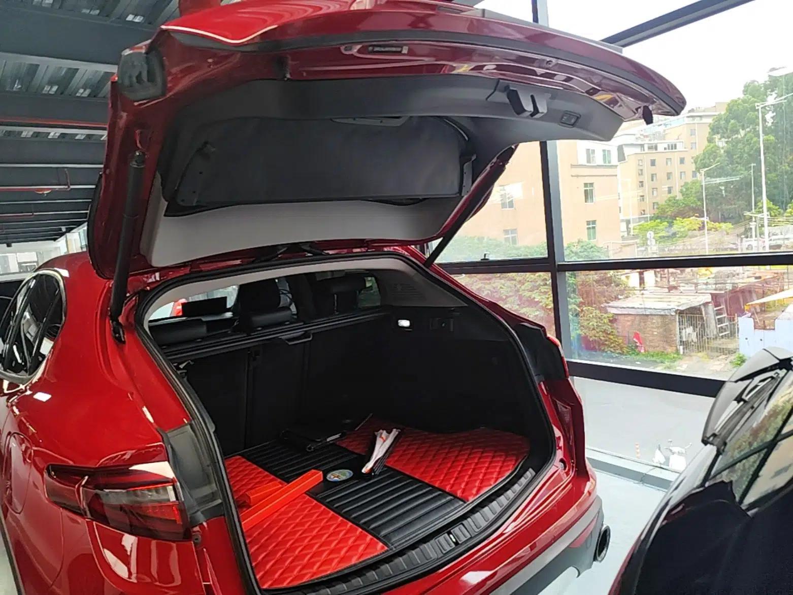 Alfa Romeo Stelvio 2017 2.0T 200HP Elite Edition — миниатюра 22