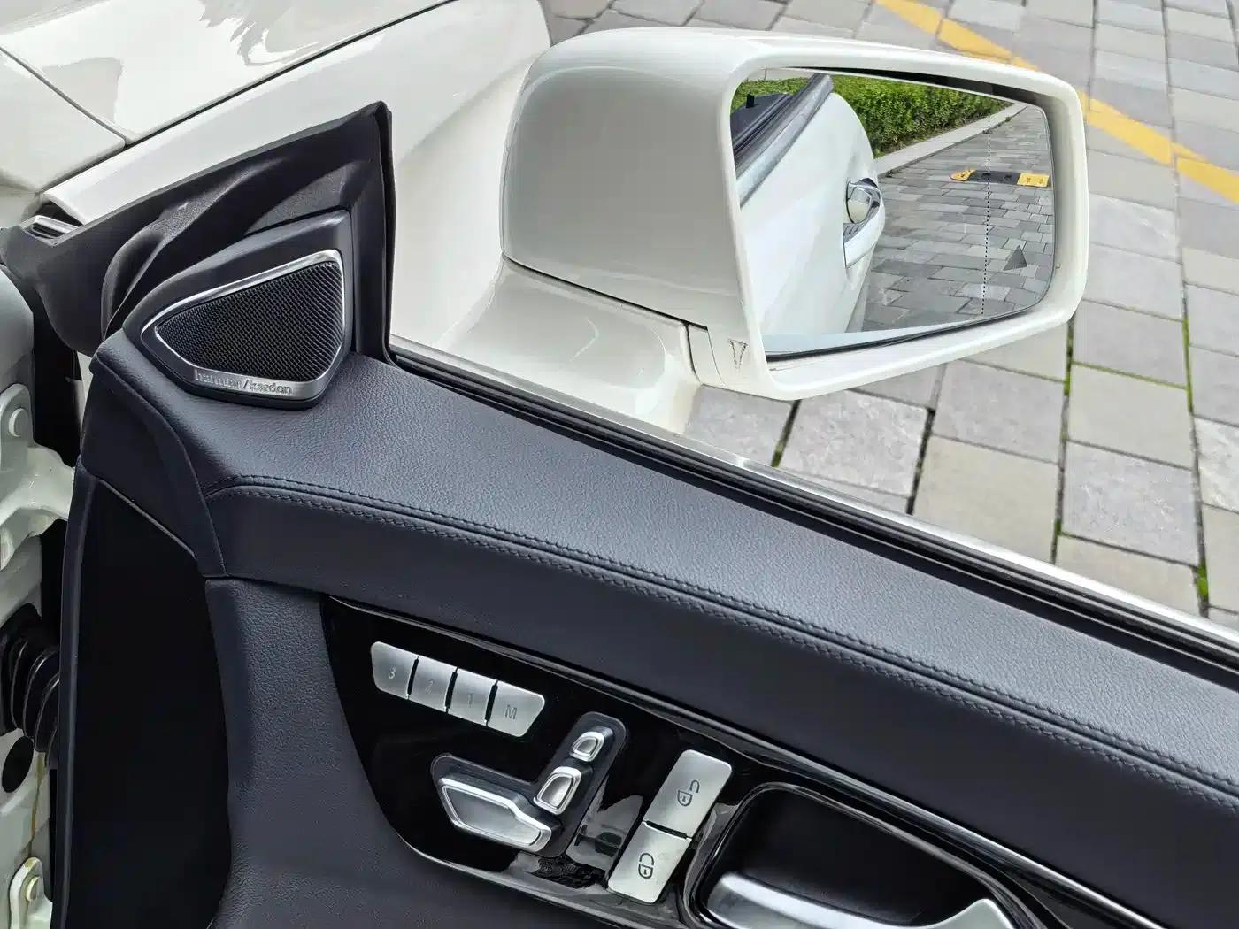 2015 Mercedes-Benz CLS AMG 63 4MATIC — миниатюра 18