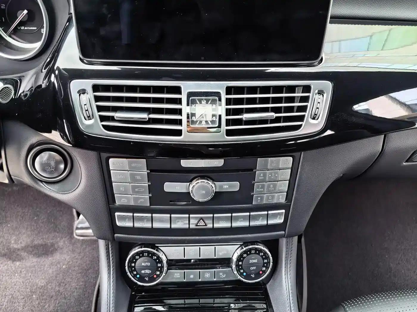 2015 Mercedes-Benz CLS AMG 63 4MATIC — миниатюра 24
