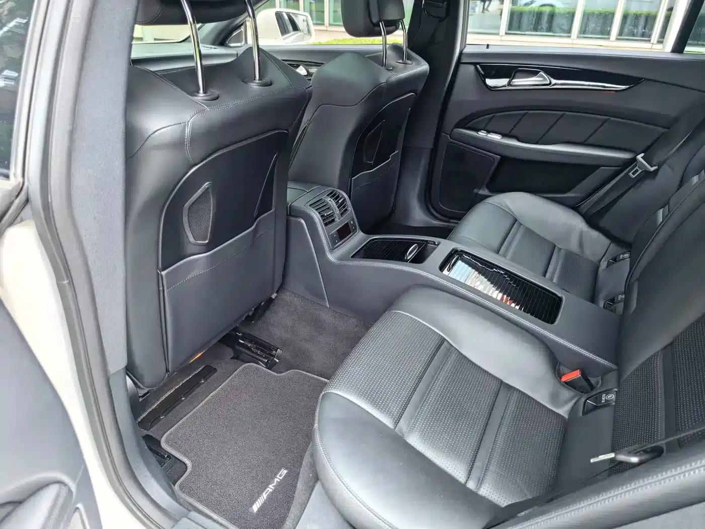 2015 Mercedes-Benz CLS AMG 63 4MATIC — миниатюра 33