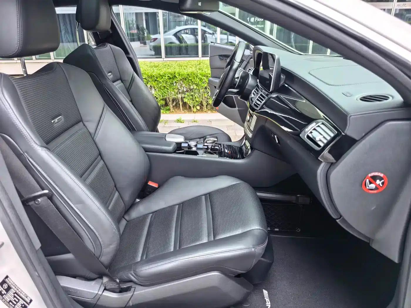 2015 Mercedes-Benz CLS AMG 63 4MATIC — миниатюра 38