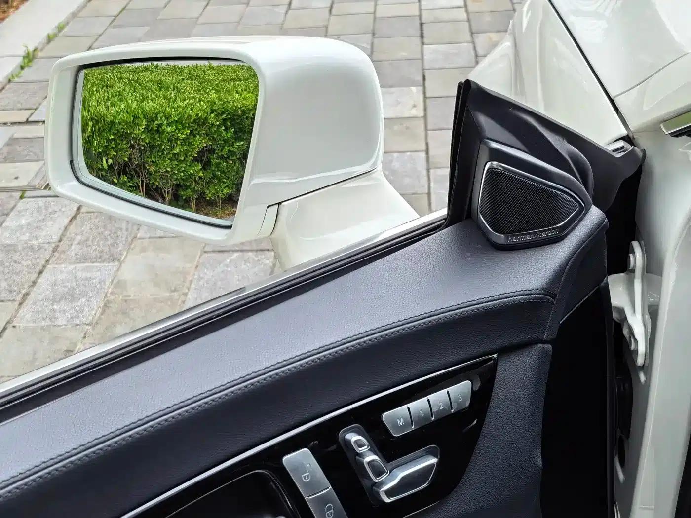 2015 Mercedes-Benz CLS AMG 63 4MATIC — миниатюра 40