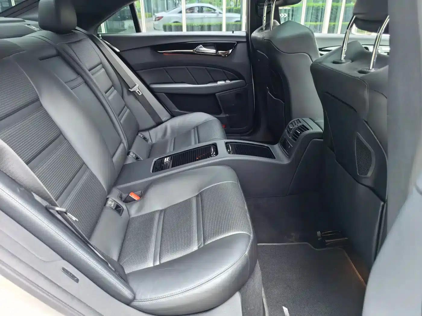 2015 Mercedes-Benz CLS AMG 63 4MATIC — миниатюра 43