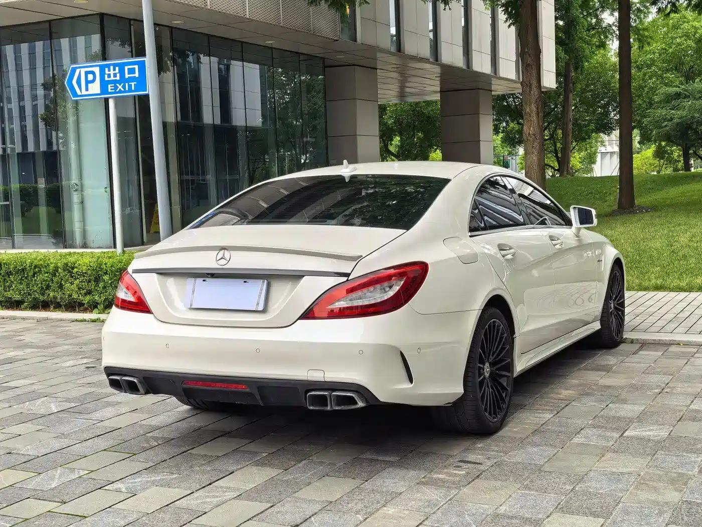 2015 Mercedes-Benz CLS AMG 63 4MATIC — миниатюра 50