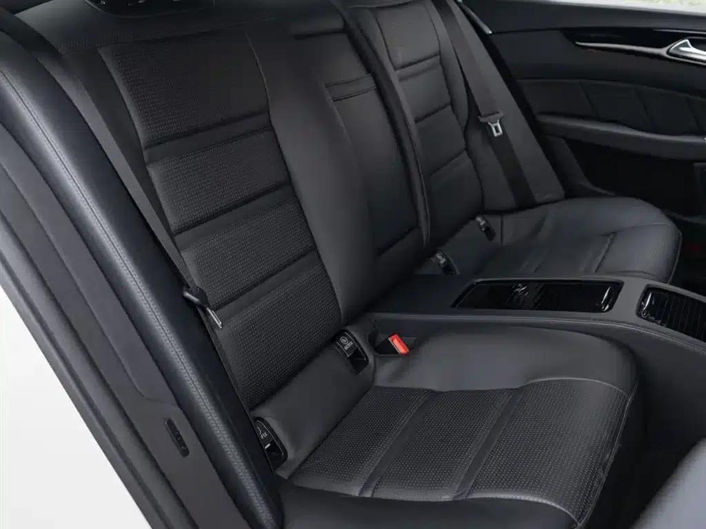 2015 Mercedes-Benz CLS AMG 63 4MATIC — миниатюра 22
