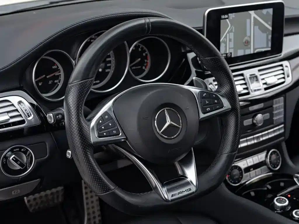 2015 Mercedes-Benz CLS AMG 63 4MATIC — миниатюра 9