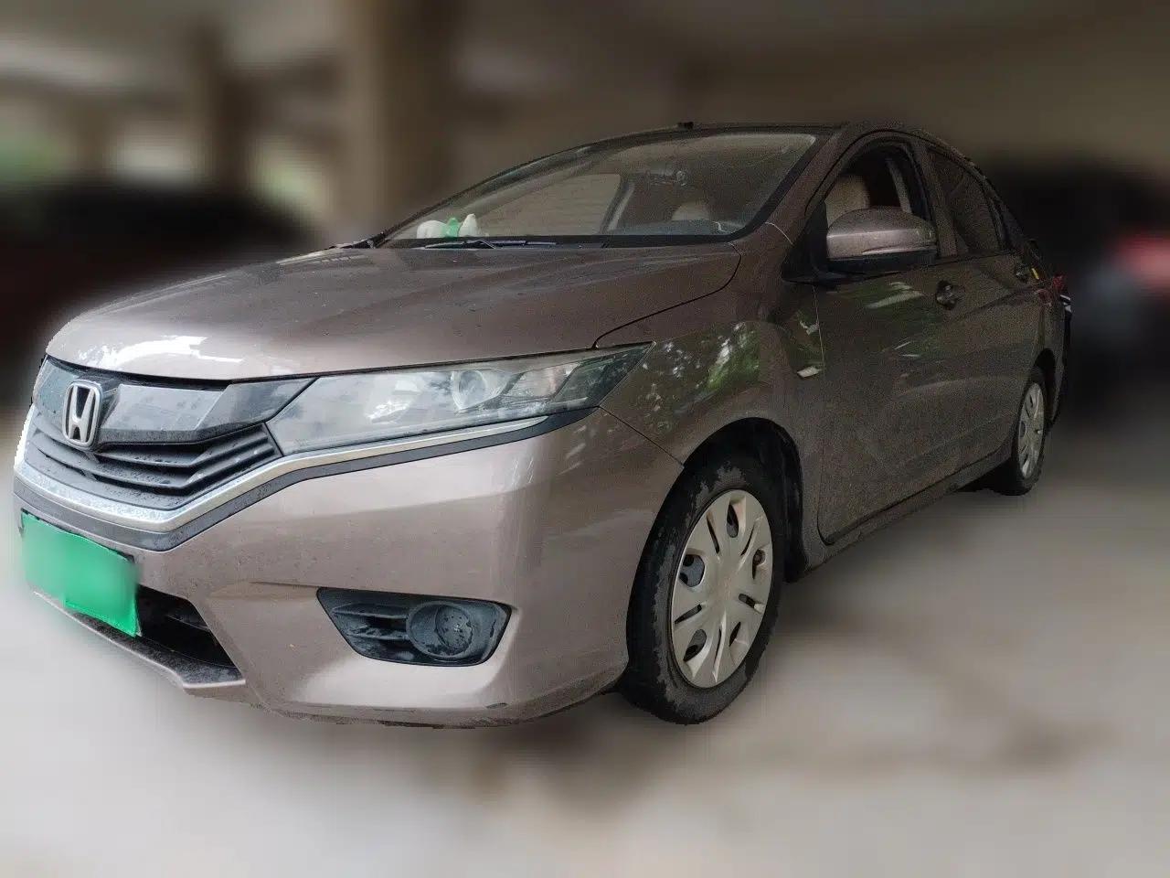 Honda Greiz 2016 1.5L CVT Classic Edition — миниатюра 1