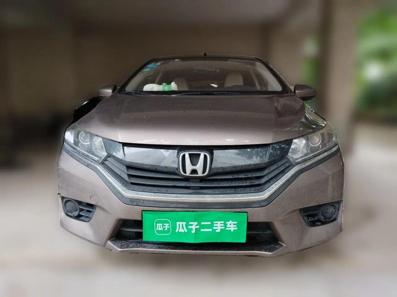 Honda Greiz 2016 1.5L CVT Classic Edition — миниатюра 2