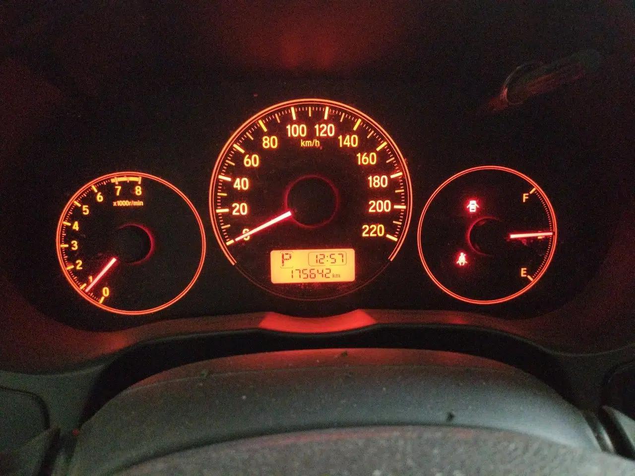 Honda Greiz 2016 1.5L CVT Classic Edition — миниатюра 11