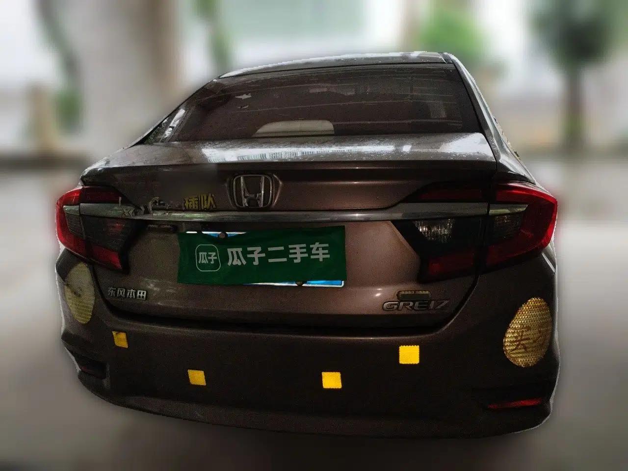 Honda Greiz 2016 1.5L CVT Classic Edition — миниатюра 5