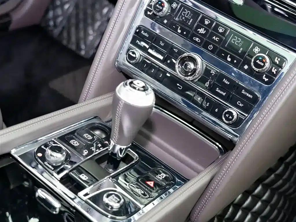 Mulsanne 2019 6.8T Ultimate Edition — миниатюра 17