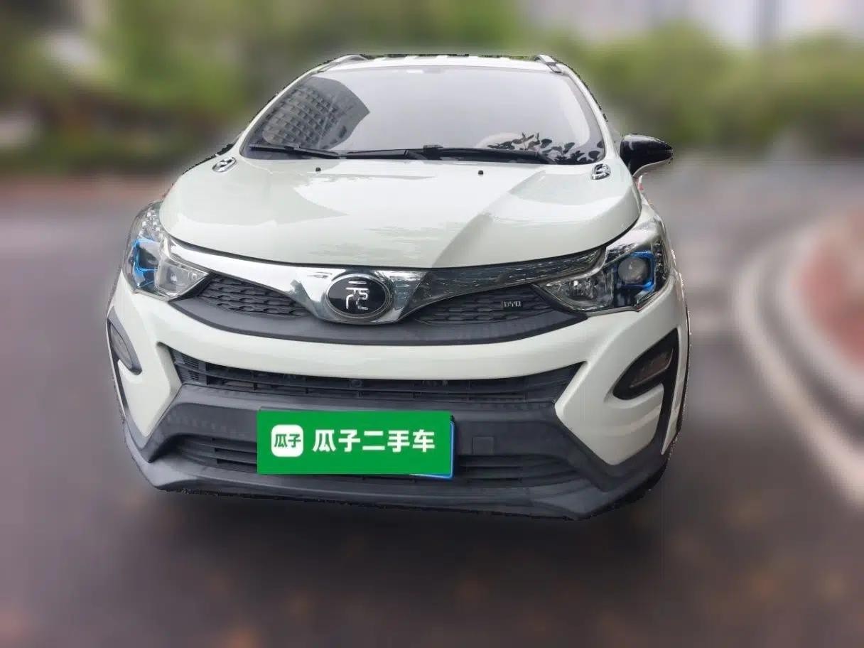 BYD Yuan 2016 1.5L Manual Luxury Model — миниатюра 2