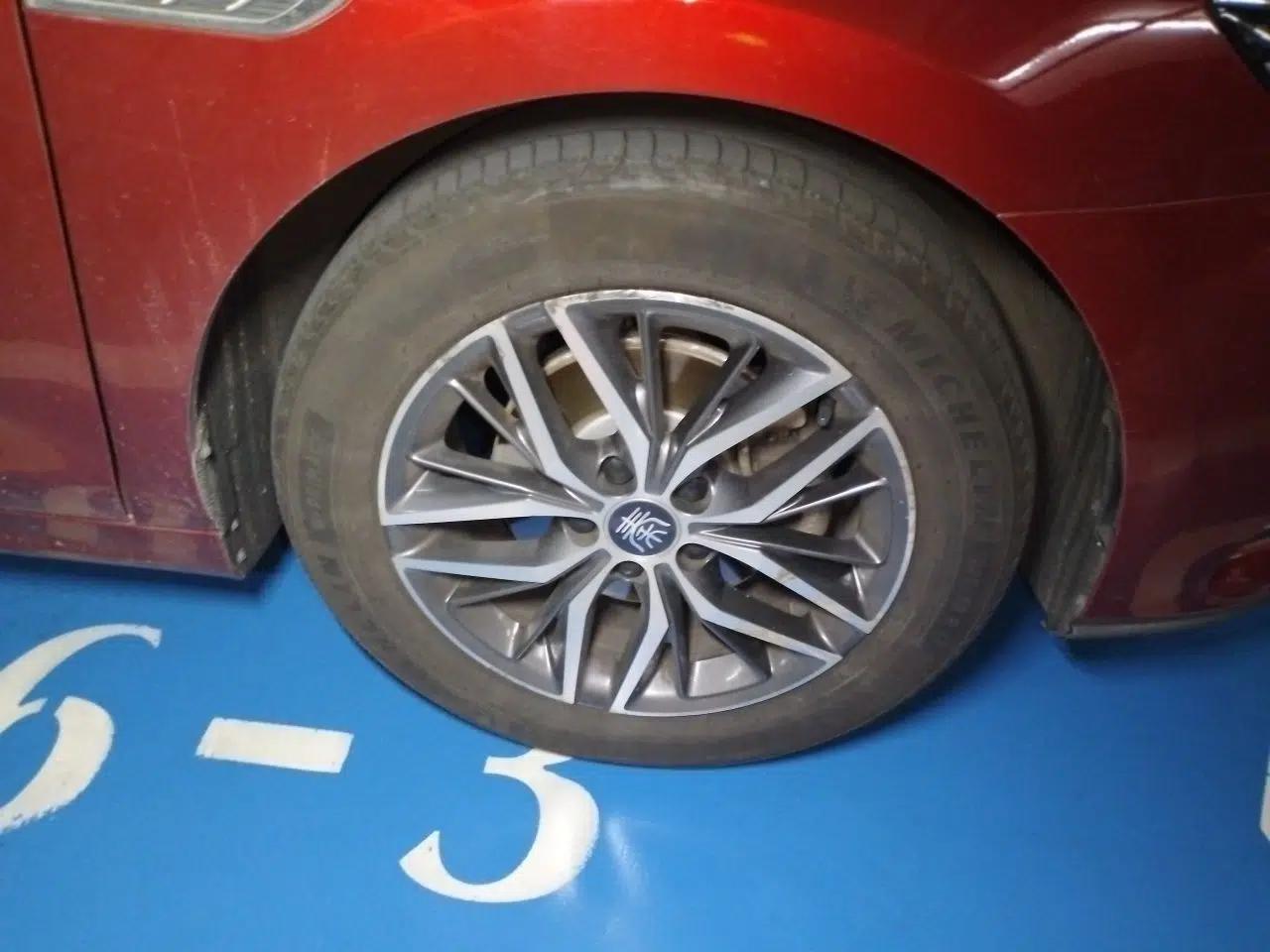 BYD Qin Pro New Energy 2019 EV Super Edition High-Power Long-Range Smart-Connected Leading Model — миниатюра 8