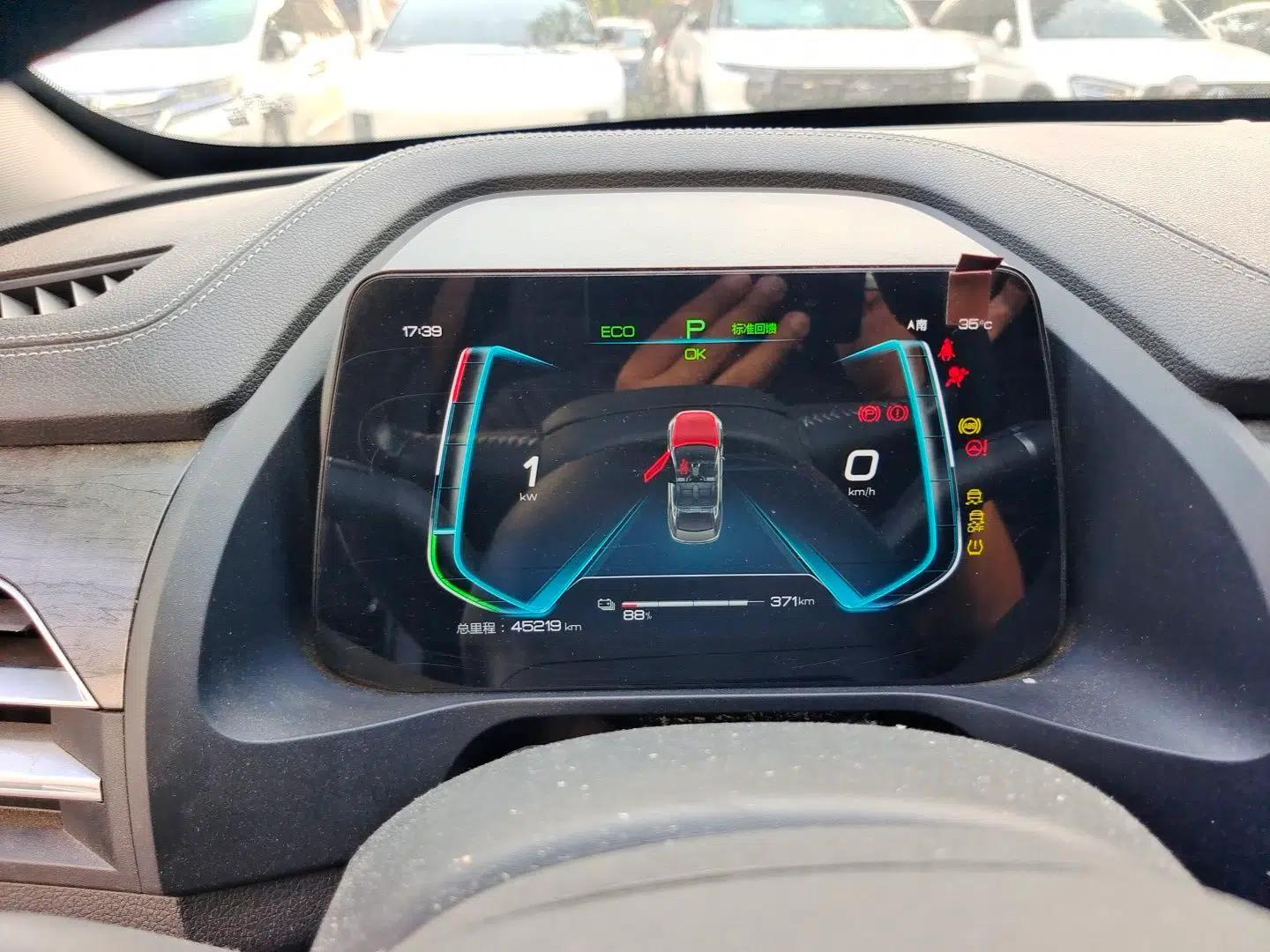 BYD Qin Pro New Energy 2018 EV500 Smart Connect Elite Model — миниатюра 11