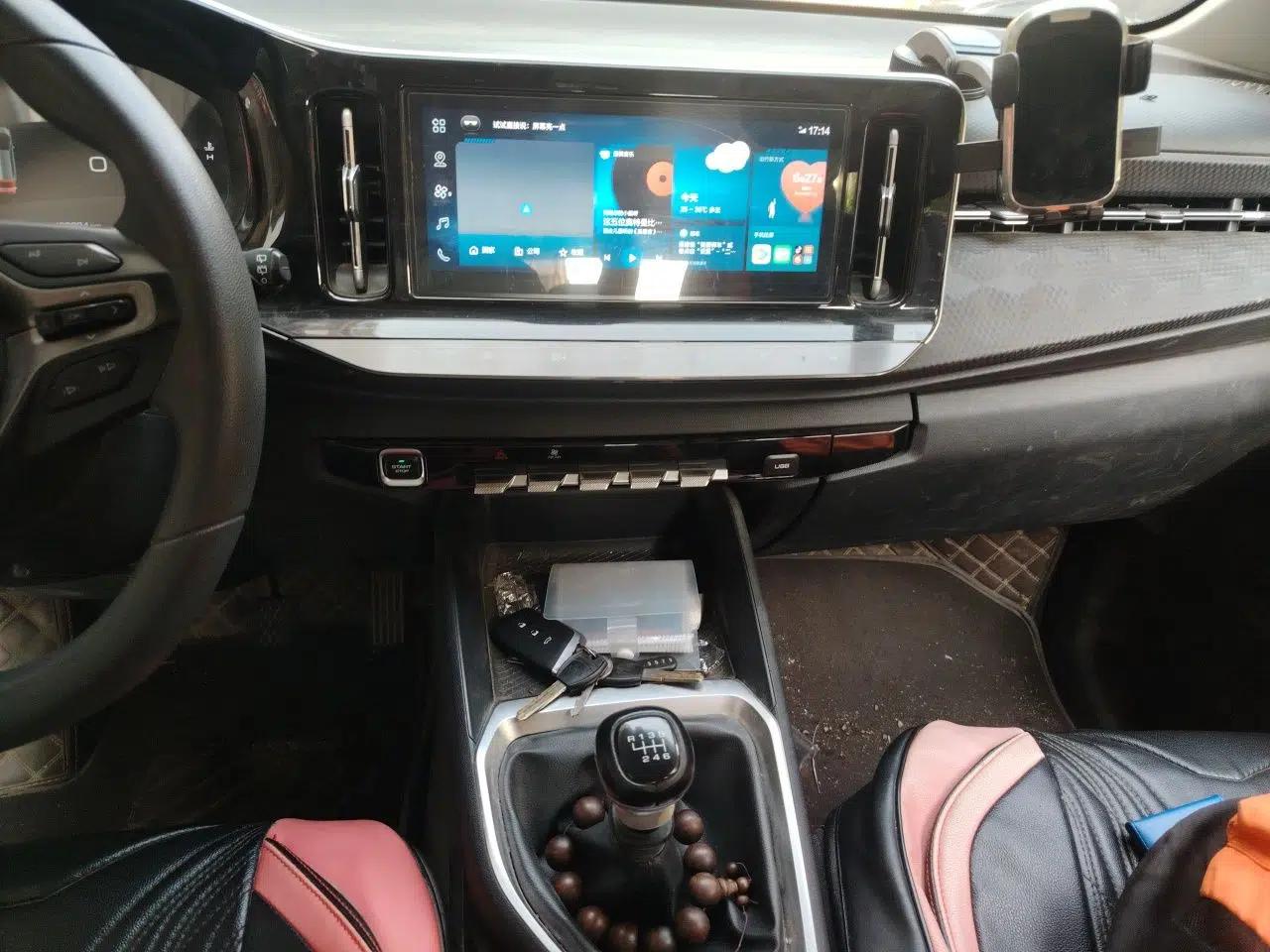 Baojun RM-5 2019 1.5T Manual Elite Version with 24-Hour Online Service 7 Seats — миниатюра 13