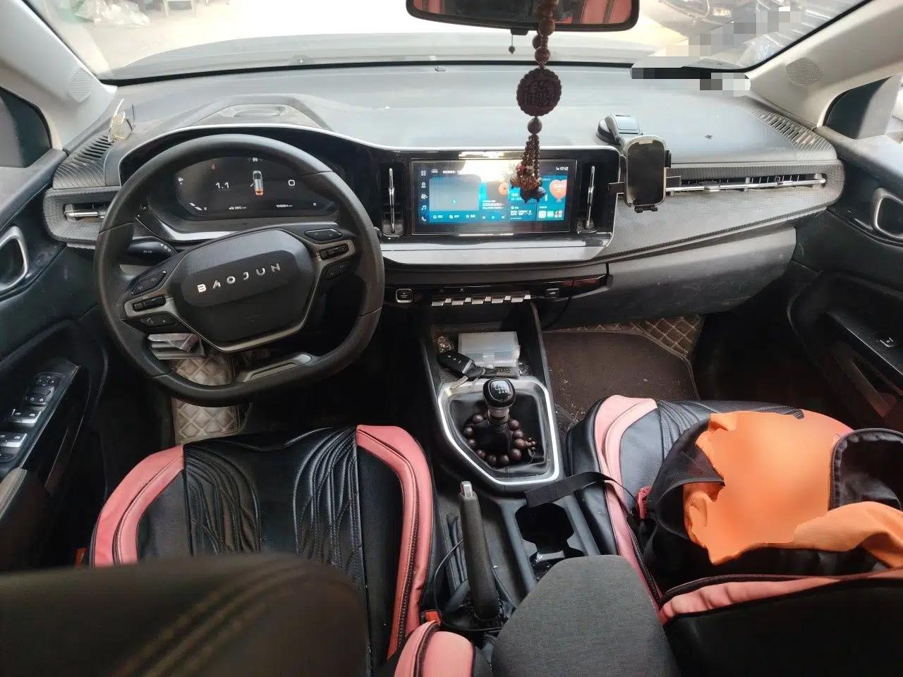 Baojun RM-5 2019 1.5T Manual Elite Version with 24-Hour Online Service 7 Seats — миниатюра 9