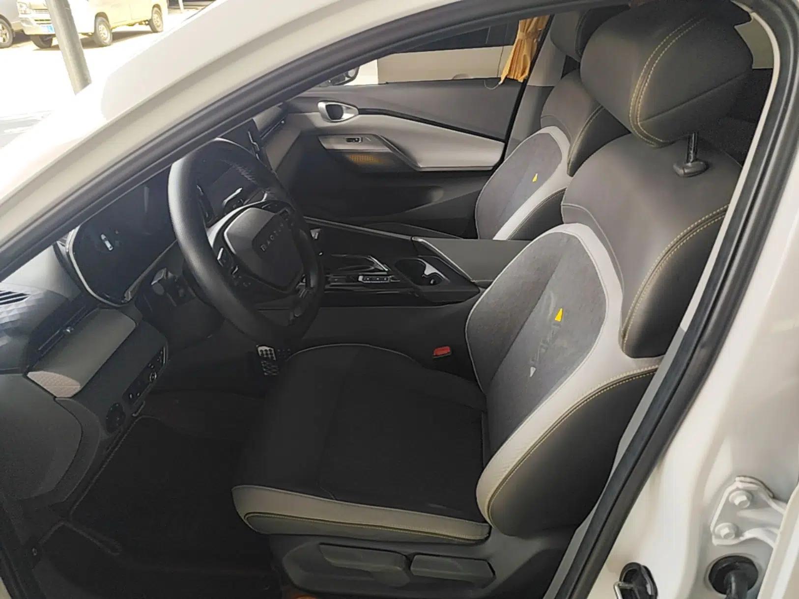 Baojun RC-5 2020 1.5T CVT Smart Luxury Edition — миниатюра 17