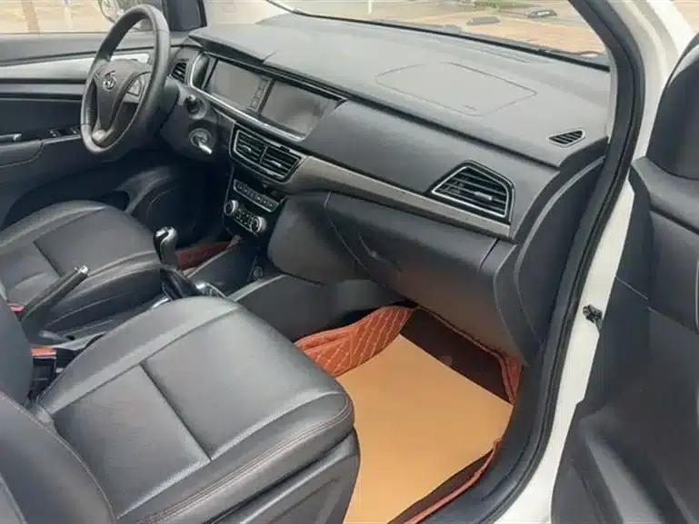 Changan Oushang A600 2016 1.5L Manual Deluxe 7-Seater — миниатюра 7