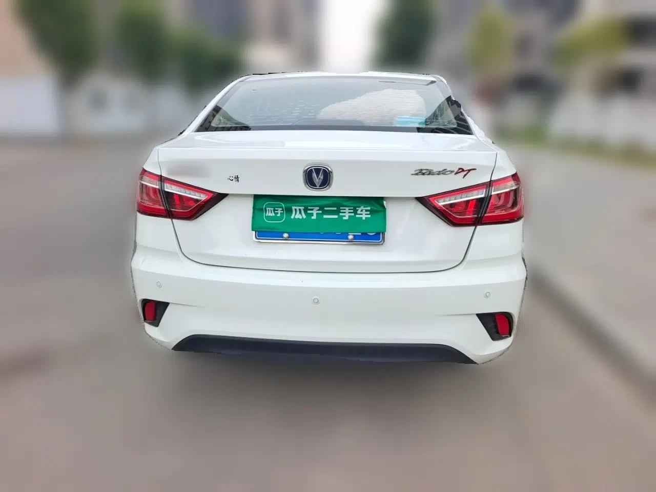 CHANGAN Eado DT 2018 1.6L Manual Enjoyment Model — миниатюра 5