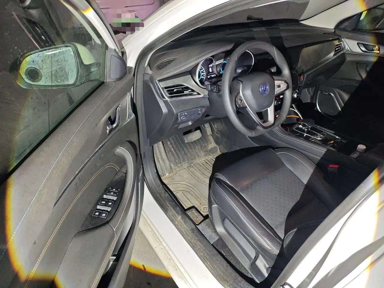 CHANGAN Eado New Energy 2019 EV460 Shared Version — миниатюра 19