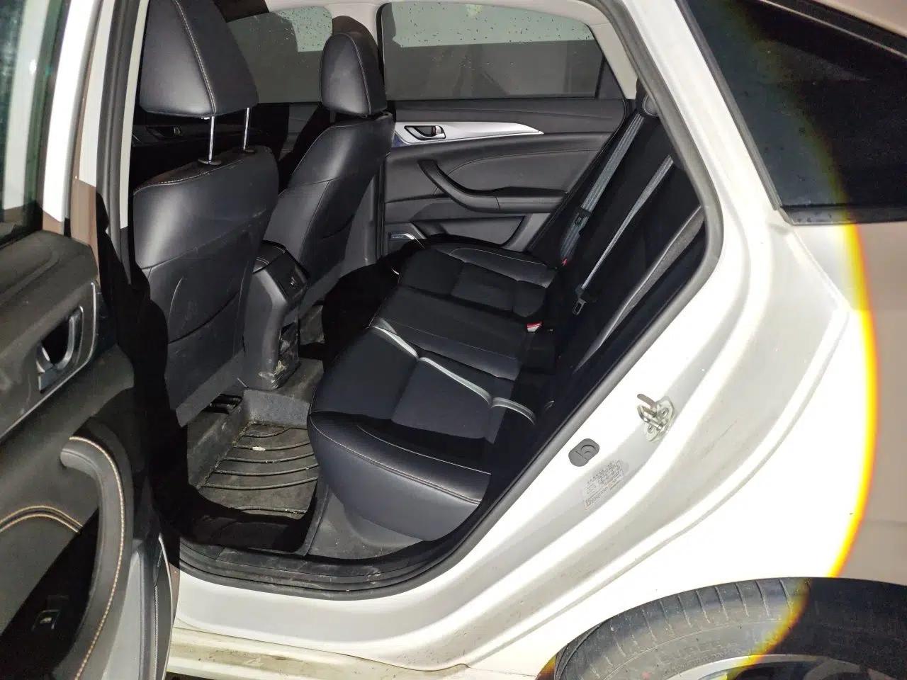 CHANGAN Eado New Energy 2019 EV460 Shared Version — миниатюра 20