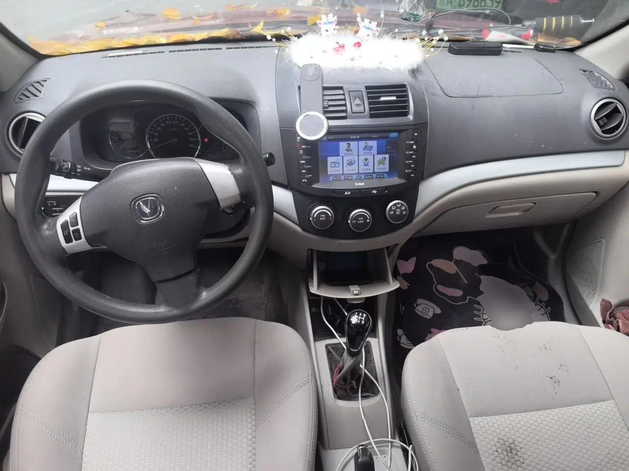 CHANGAN Alsvin V5 2012 1.5L Manual Dream Edition — миниатюра 9