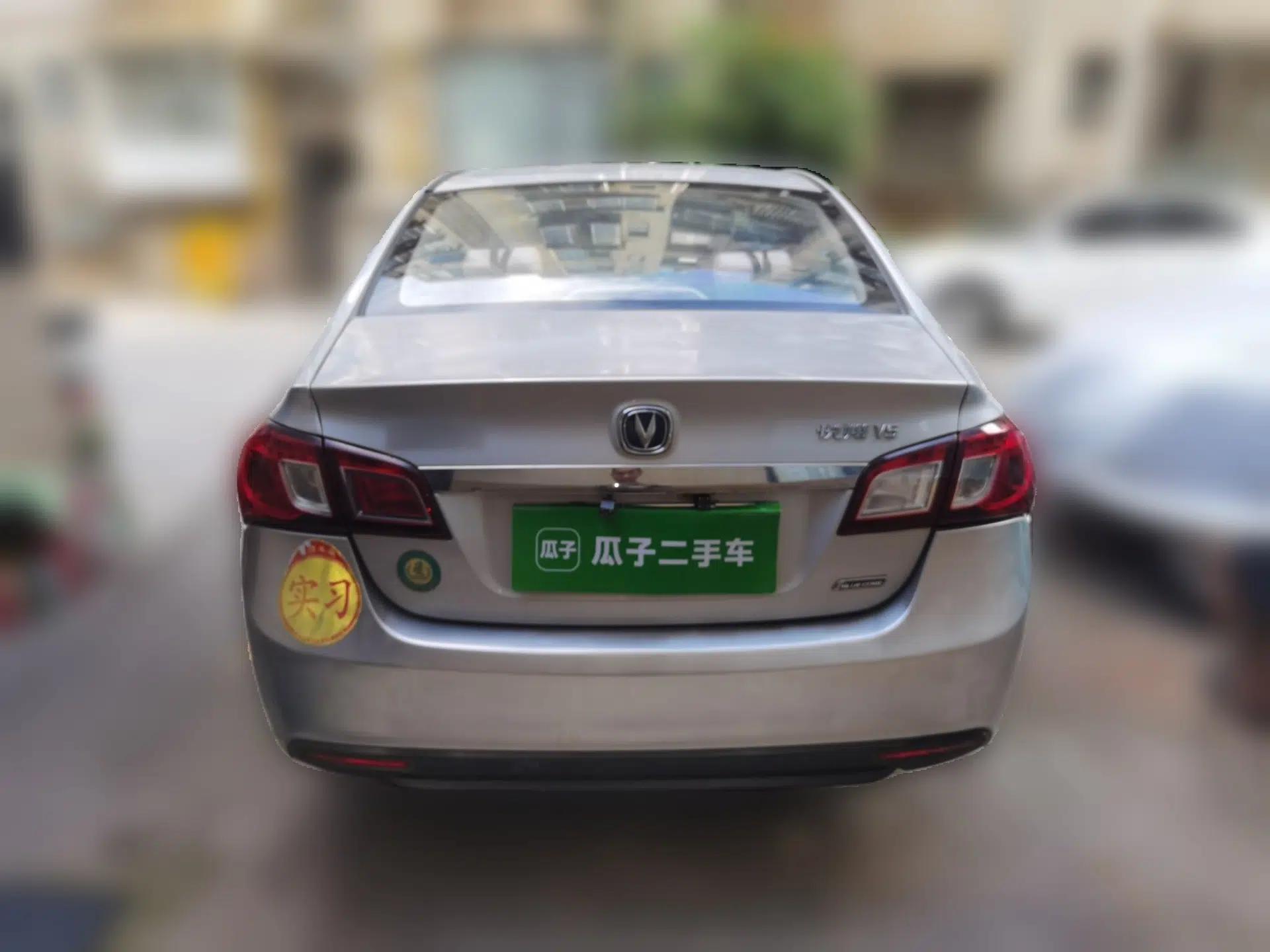 CHANGAN Alsvin V5 2012 1.5L Manual Dream Edition — миниатюра 5