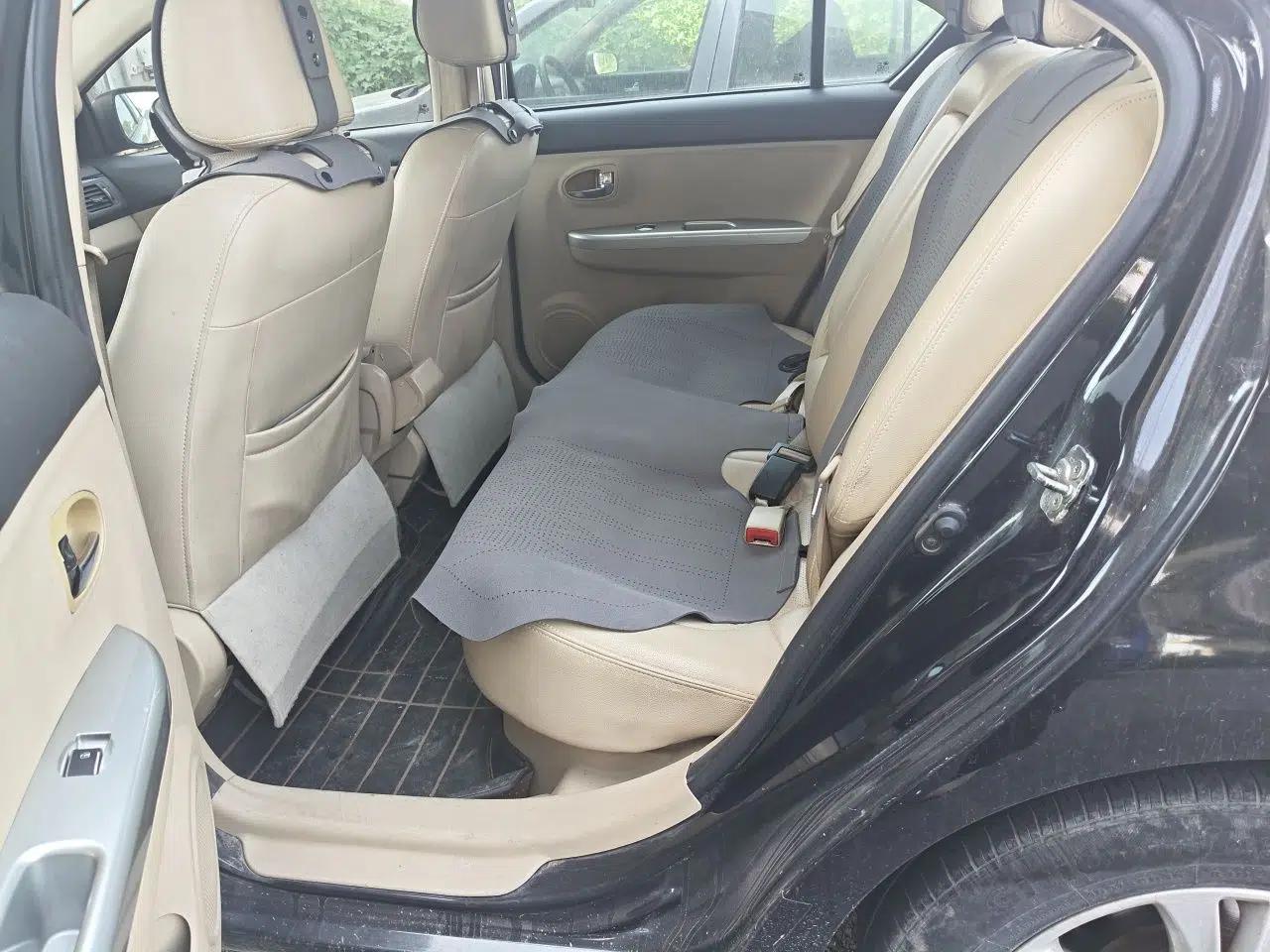 Great Wall C30 2013 1.5L Manual Luxury Model — миниатюра 17