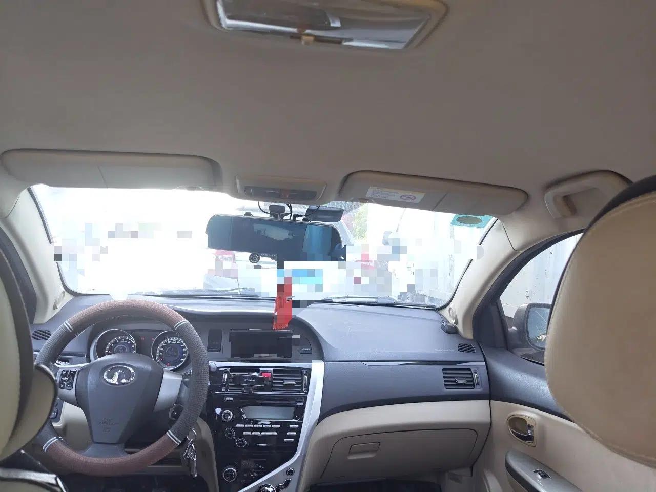 Great Wall C30 2013 1.5L Manual Luxury Model — миниатюра 18