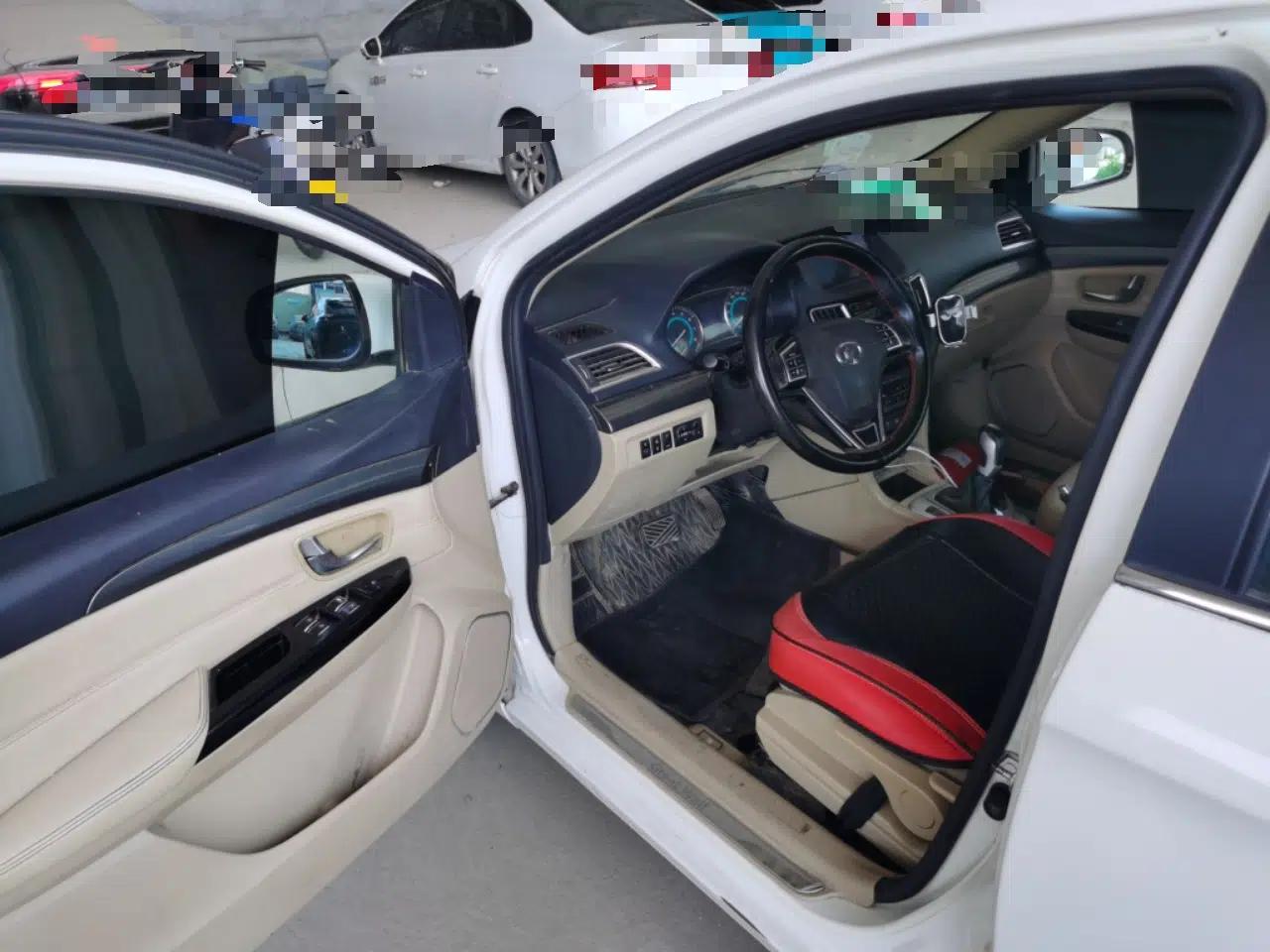 Great Wall C30 2015 1.5L AMT Comfort Model — миниатюра 16