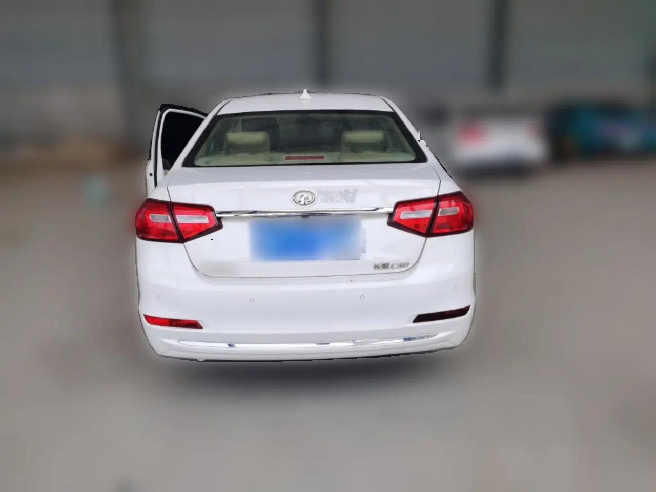 Great Wall C30 2015 1.5L AMT Comfort Model — миниатюра 5