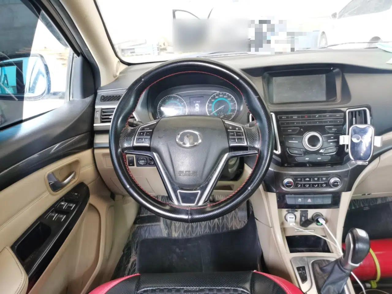 Great Wall C30 2015 1.5L AMT Comfort Model — миниатюра 10